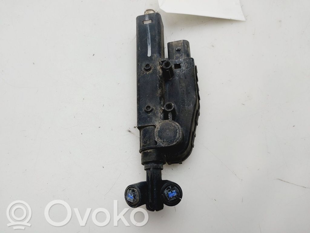 Audi A8 S8 D3 4E Headlight washer pump 