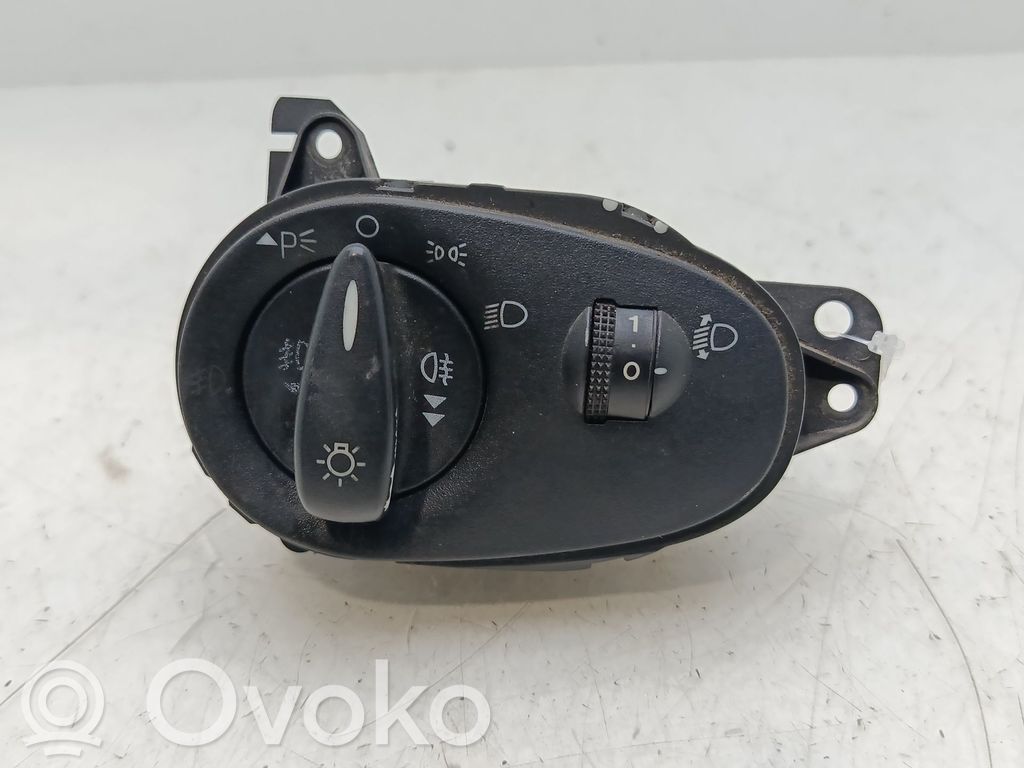 Ford Focus Lukturu slēdzis 