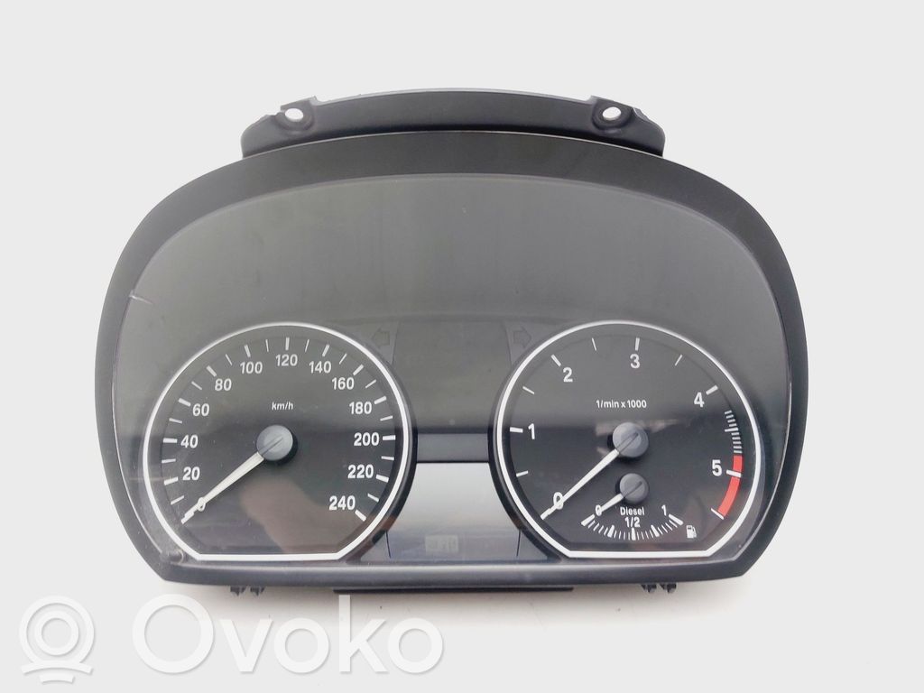 BMW 1 E81 E87 Nopeusmittari (mittaristo) 