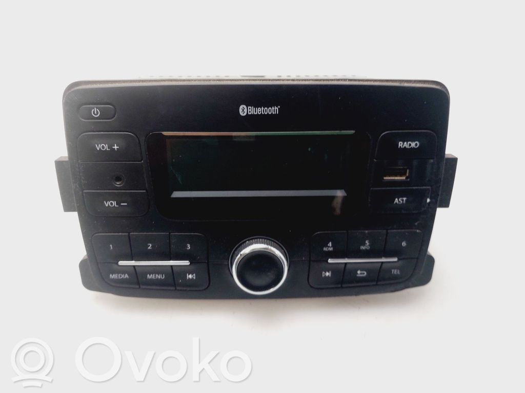 Dacia Lodgy Unitate principală radio/CD/DVD/GPS 
