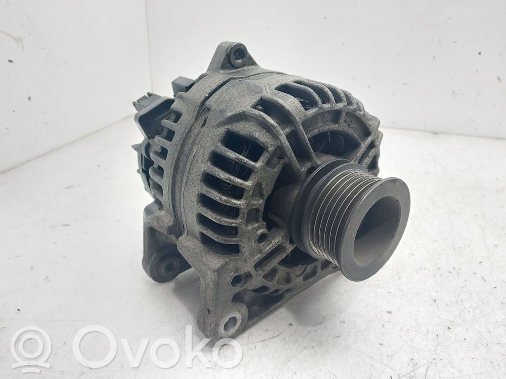 Renault Clio III Alternador 