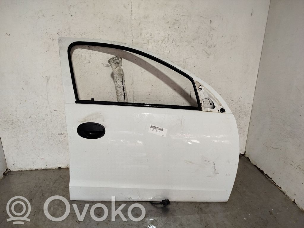 Opel Corsa C Puerta delantera 
