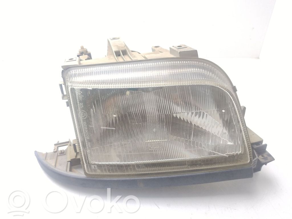 Renault Clio I Phare frontale 
