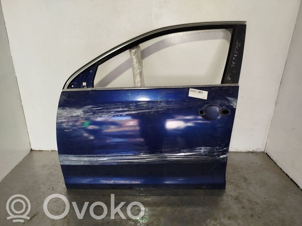 Volkswagen Jetta V Drzwi przednie 