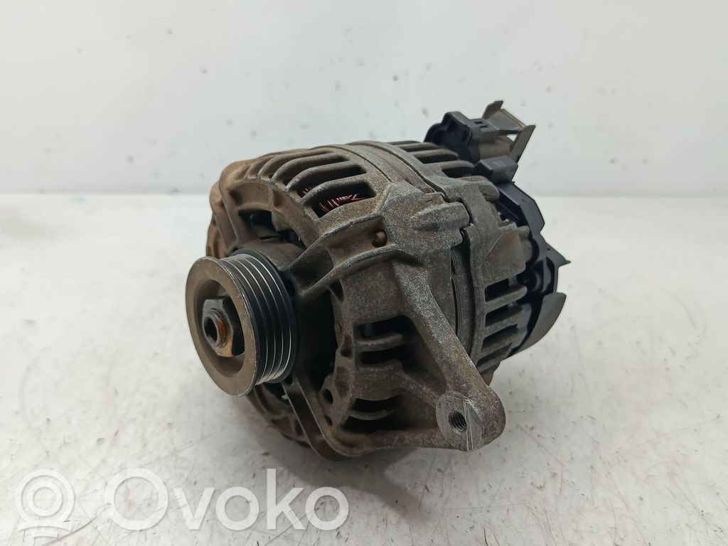 Mitsubishi Carisma Generatorius 