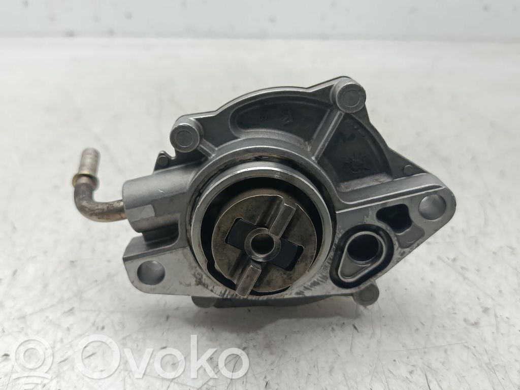 Peugeot 206 Pompă vacuum 