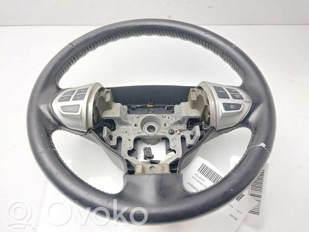 Mitsubishi Outlander Ohjauspyörä 