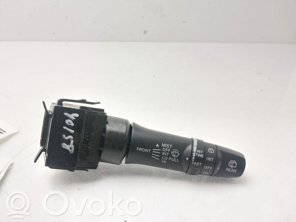 Pyyhkijän vipu   8612A042