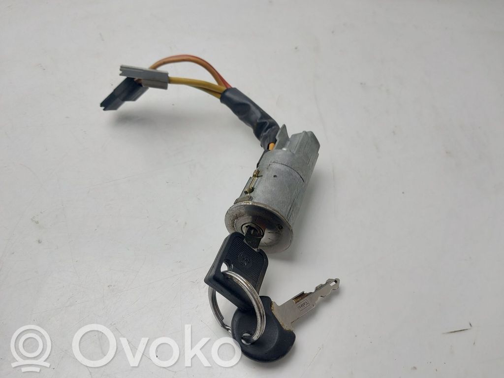 Renault Clio I Virtalukko 