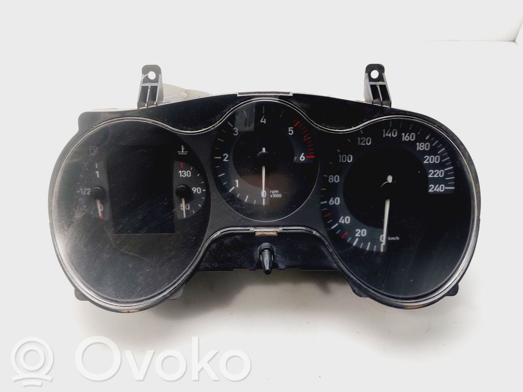 Seat Leon (1P) Geschwindigkeitsmesser Cockpit 