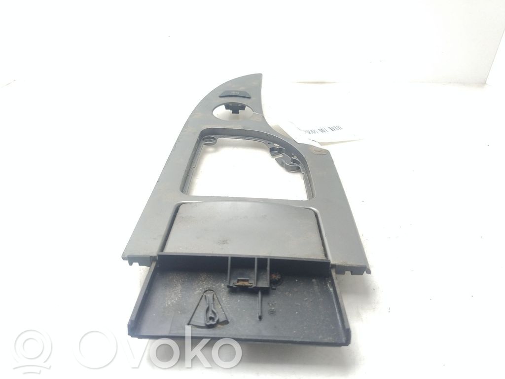 BMW 5 E60 E61 Moldura embellecedora 
