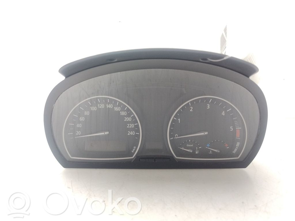 BMW X3 E83 Speedometer (instrument cluster) 