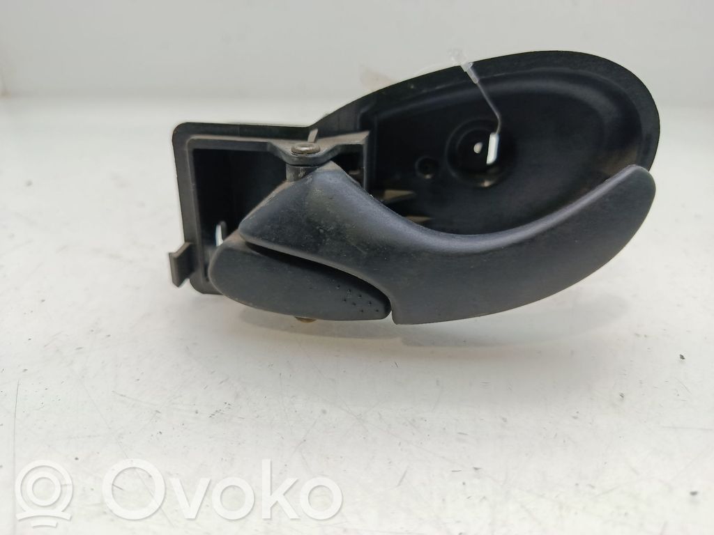 Ford Focus Front door interior handle 