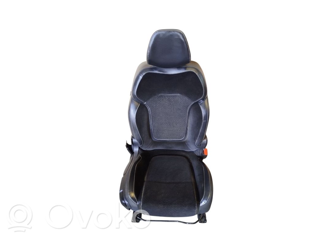 Renault Megane IV Fotel przedni pasażera 