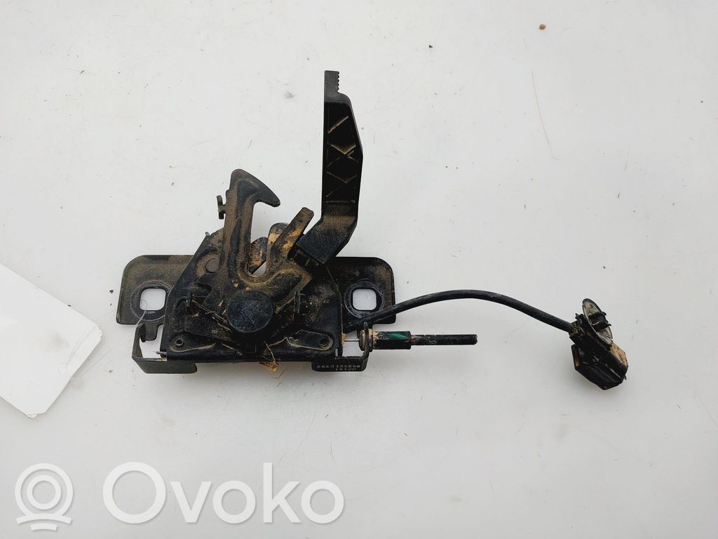 Dacia Sandero Tie down hook / loop 