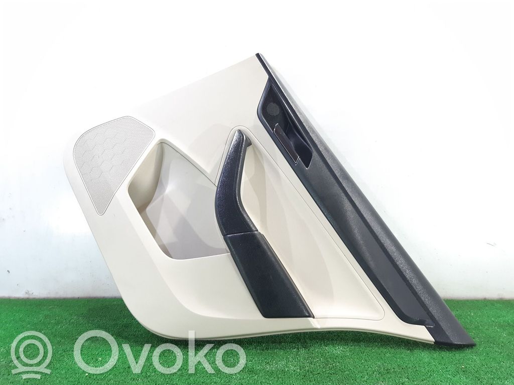Seat Toledo IV (NH) Takaoven verhoilu 