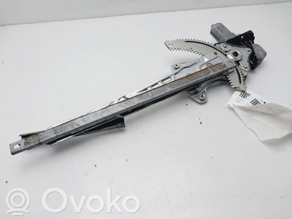Infiniti Q50 Macara geam spate manuală 