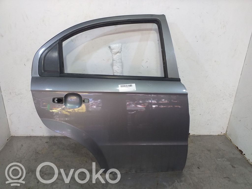 Chevrolet Aveo Puerta trasera 