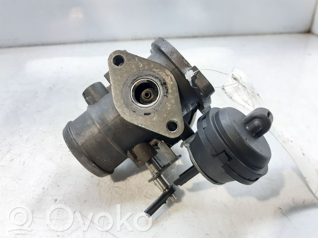 Válvula EGR   038131501E