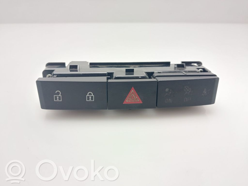 Botón interruptor de luz de peligro   13285122