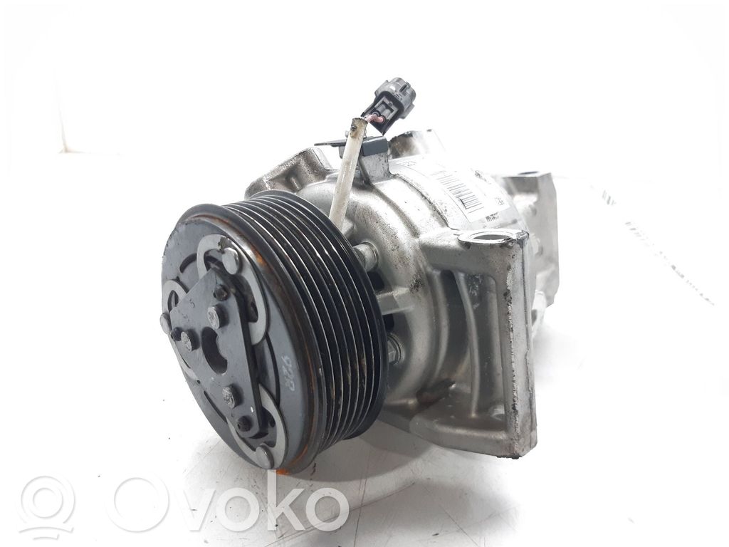Dacia Sandero II Compressore aria condizionata (A/C) (pompa)