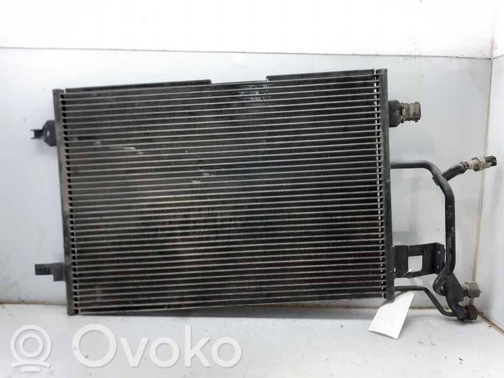 Audi A4 S4 B5 8D Skraplacz / Chłodnica klimatyzacji 