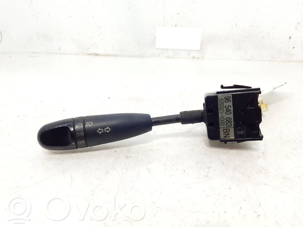 Chevrolet Kalos Light switch 