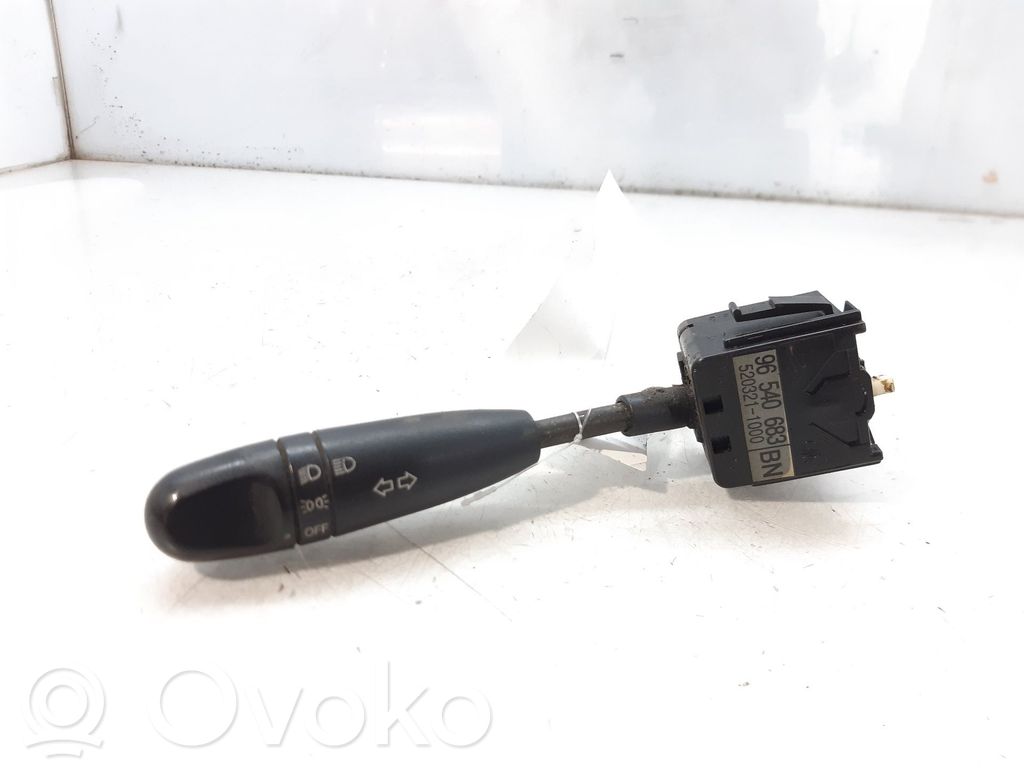 Chevrolet Kalos Light switch 