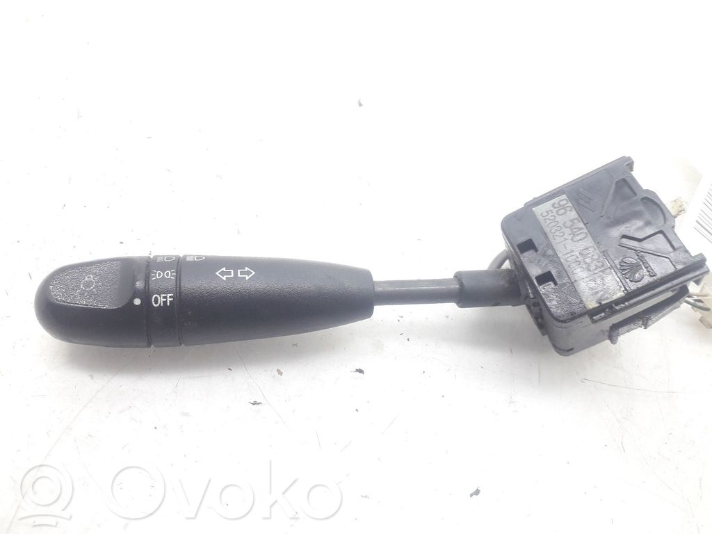 Chevrolet Kalos Light switch 