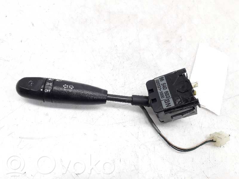 Chevrolet Kalos Light switch 