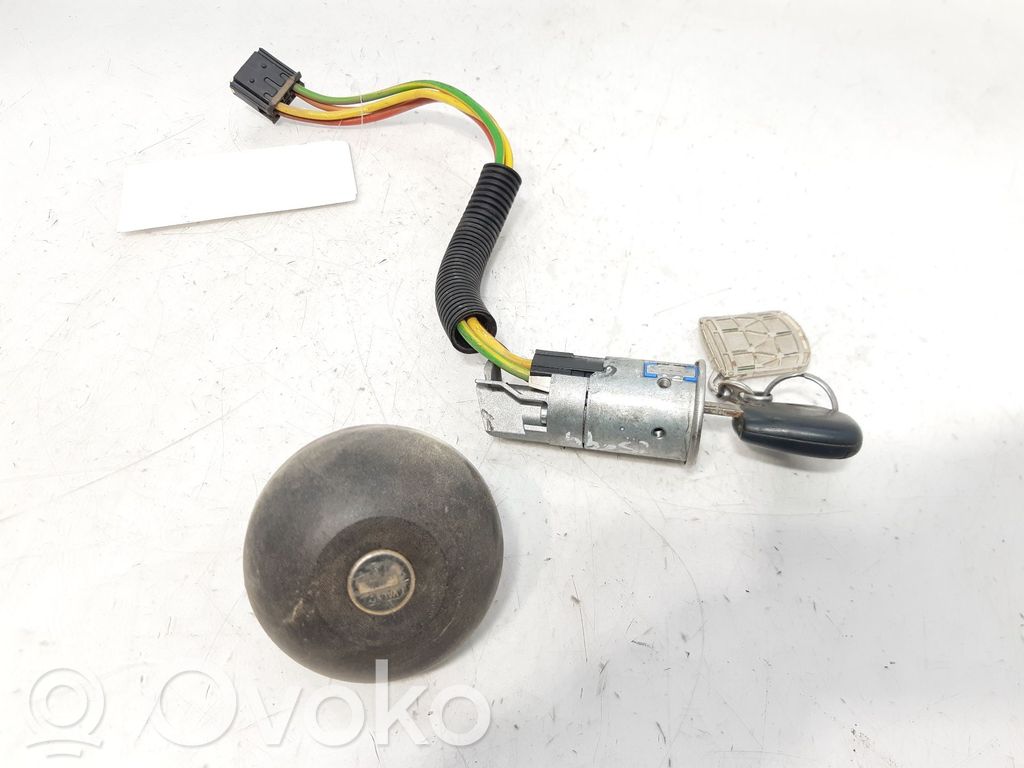 Renault Megane I Ignition lock 