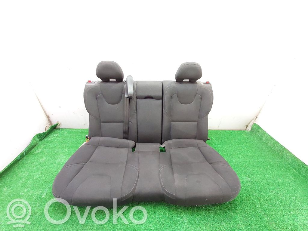 Volvo V40 Al doilea rând de scaune 
