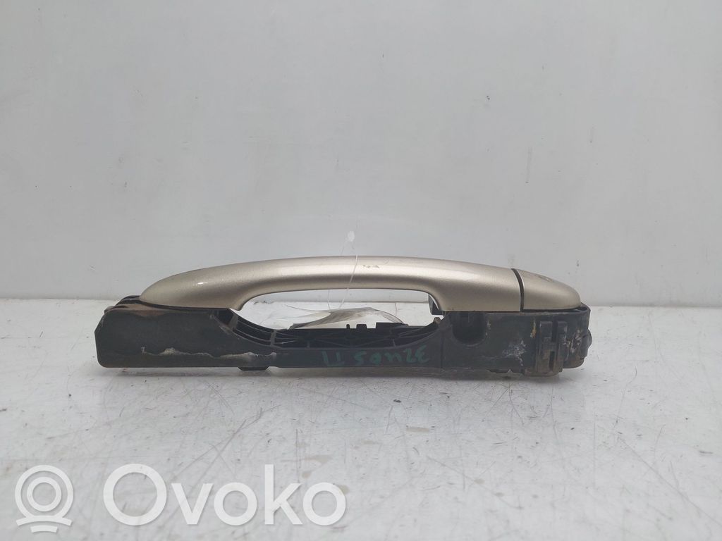 Nissan Primera Manecilla externa puerta trasera