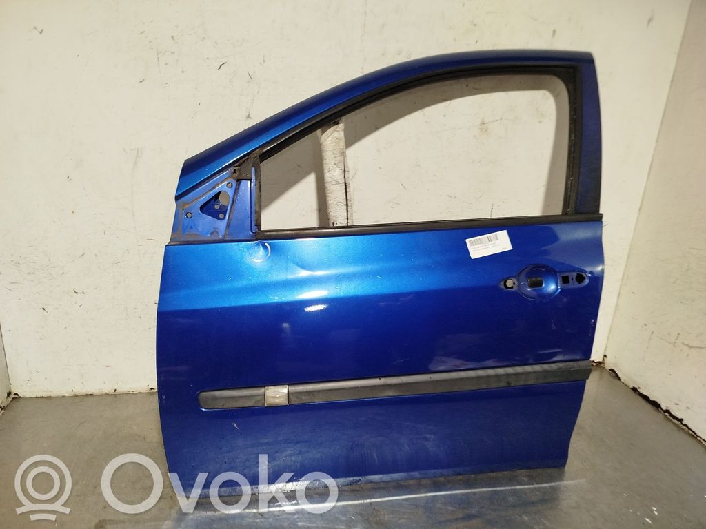 Renault Clio III Puerta delantera 