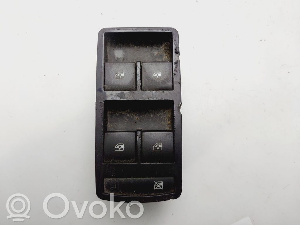 Opel Insignia A Interruptor del elevalunas eléctrico 