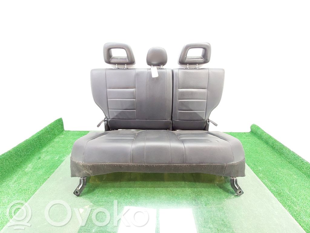 Asiento trasero   1EX261D5AA