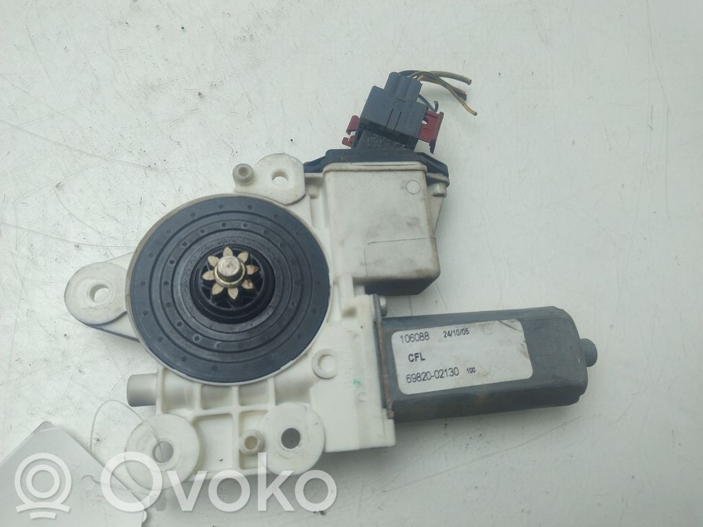 Toyota Corolla E120 E130 Silnik regulatora szyby drzwi przednich 