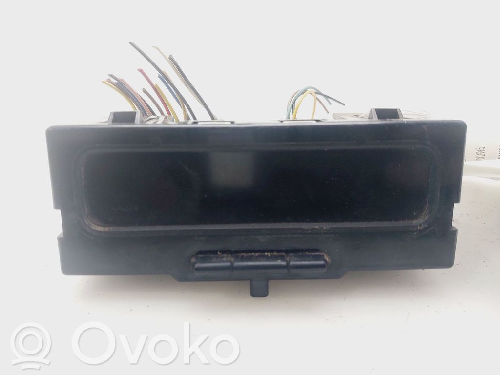 Renault Megane I Screen/display/small screen 