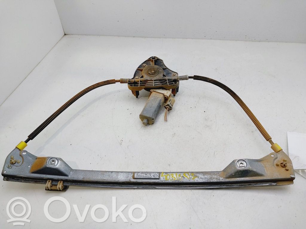 Renault Clio II Alzacristalli della portiera anteriore con motorino