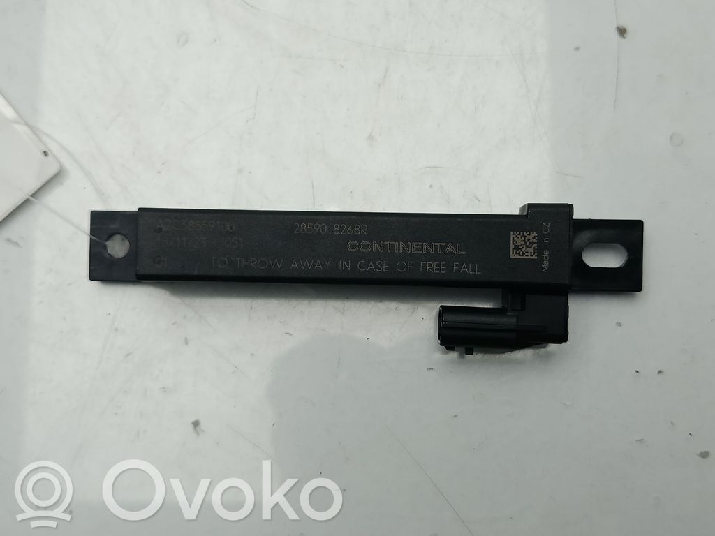 Dacia Duster Amplificator antenă aeriană 