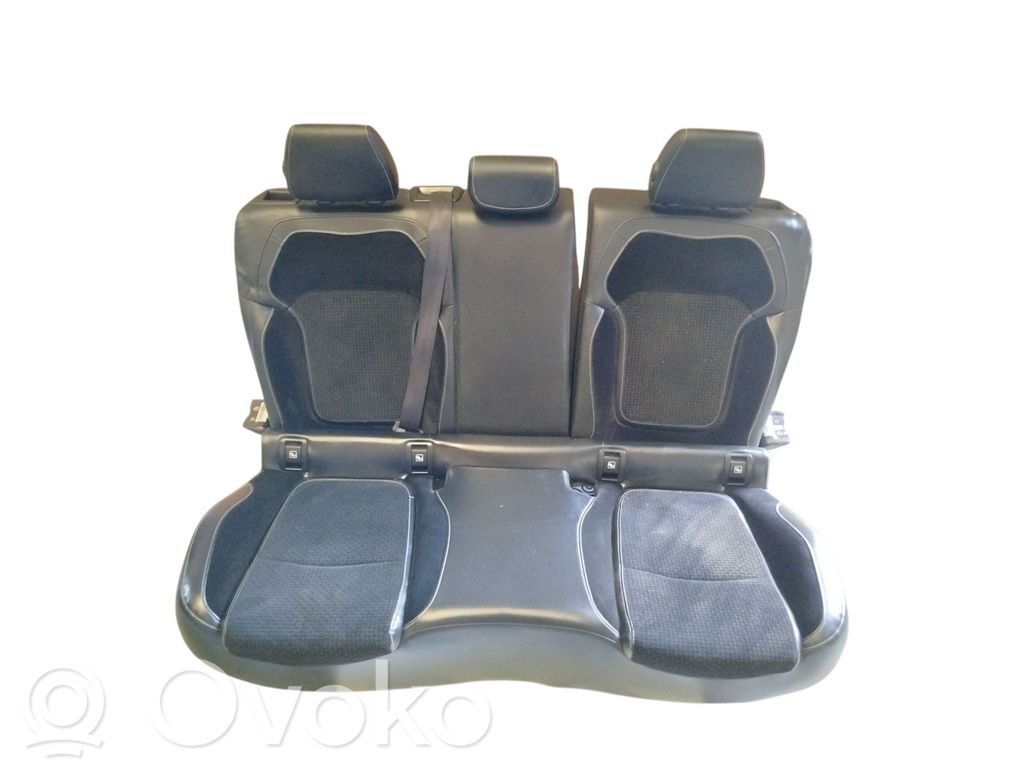 Takaistuin   883206685R