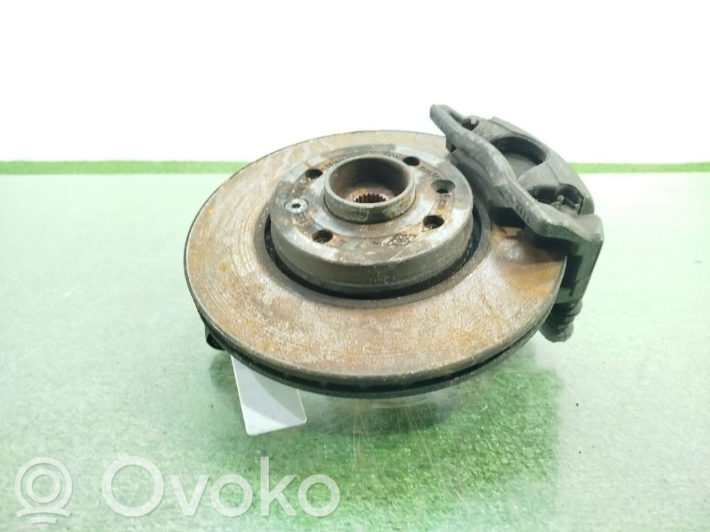 Nissan Micra Achsschenkel vorne 