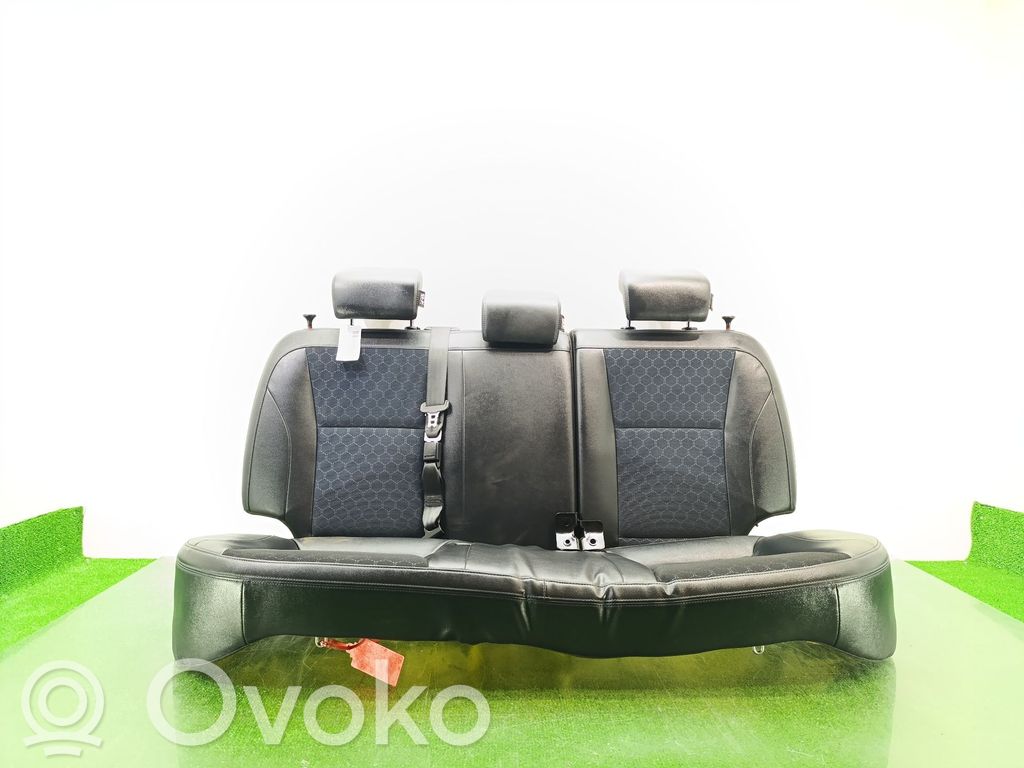 SsangYong Tivoli Asiento trasero 