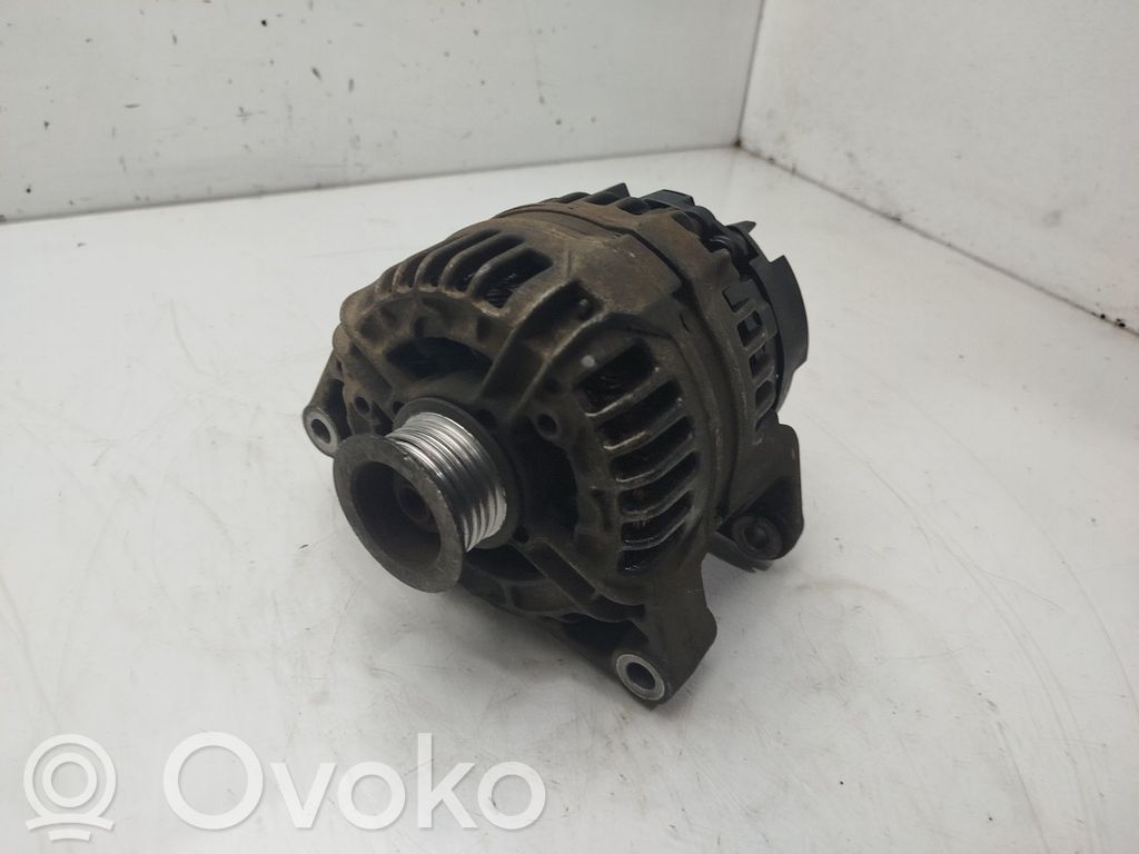 Opel Zafira A Generator/alternator 