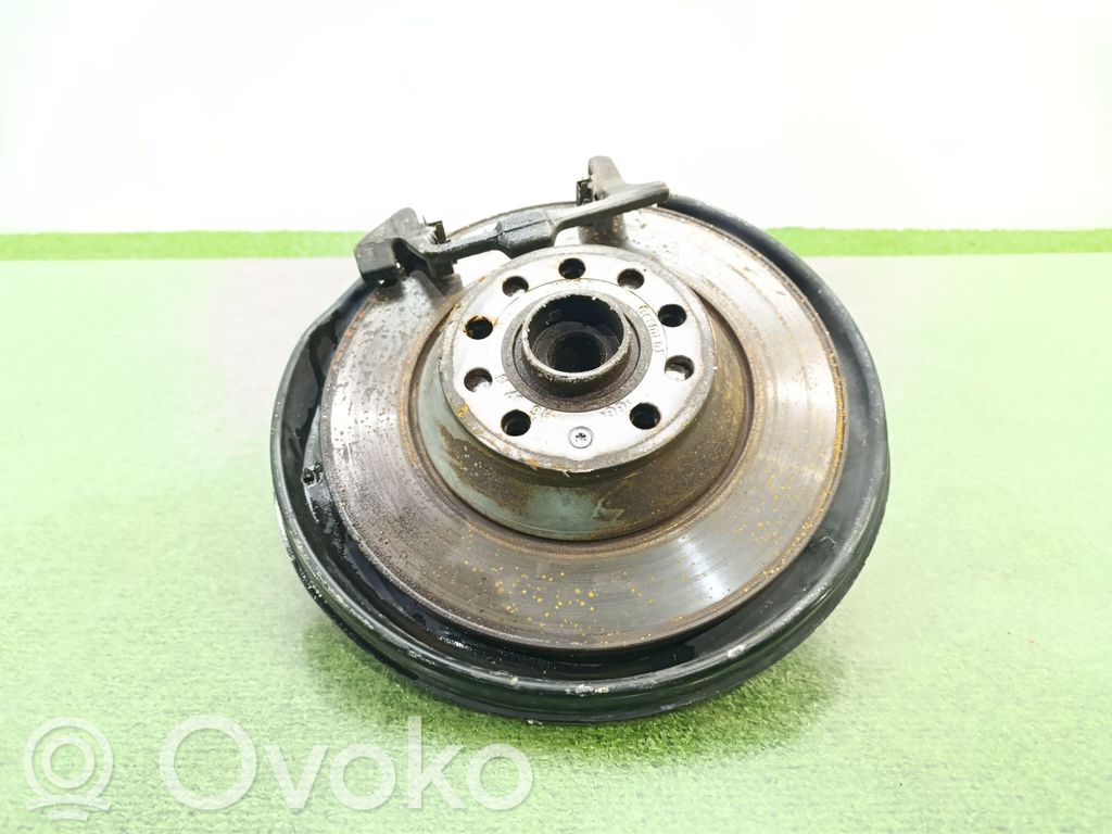 Olka-akselin laakeripesä   4F0505433H