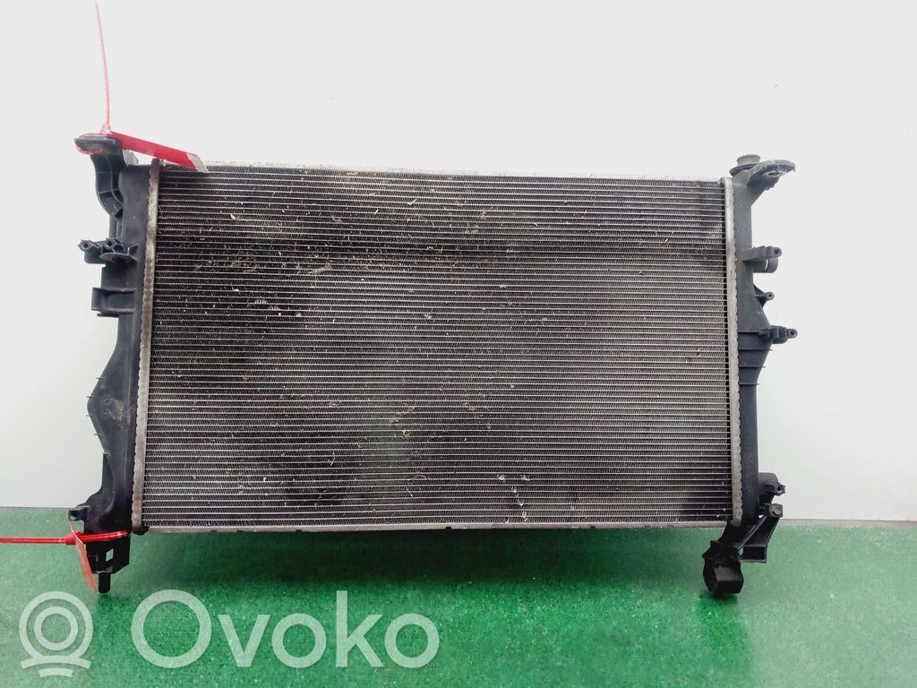 Opel Corsa E Aušinimo skysčio radiatorius 