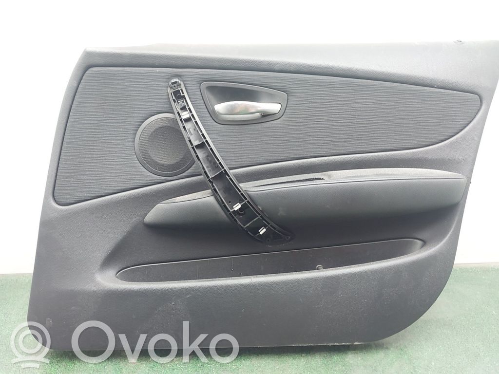 BMW 1 E81 E87 Etuoven verhoilu 