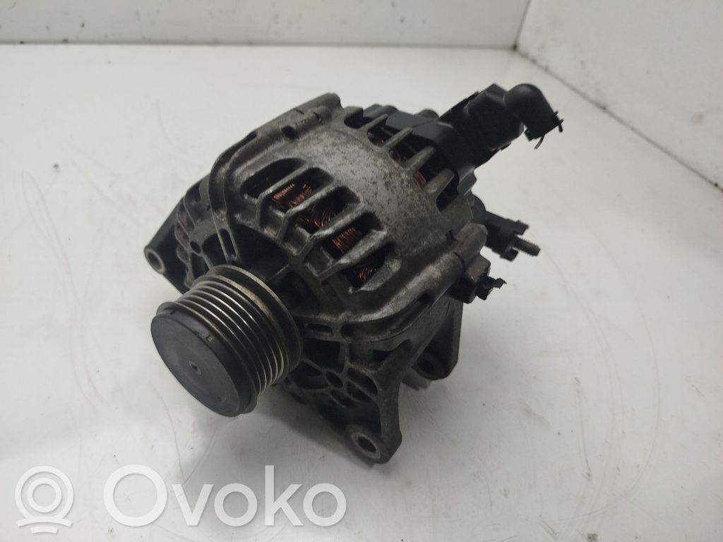 Alternador   373002A500
