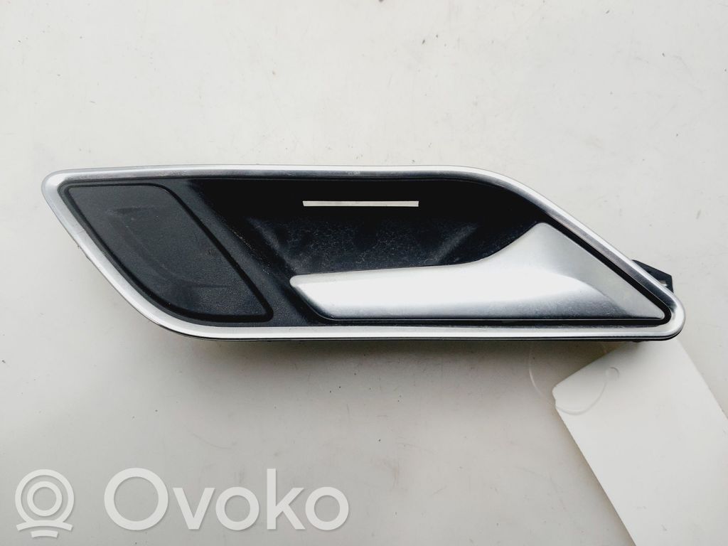 Audi A3 S3 8V Klamka wewnętrzna drzwi przednich 