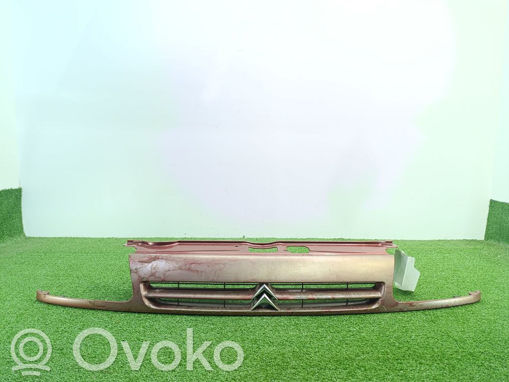 Citroen Saxo Front grill 